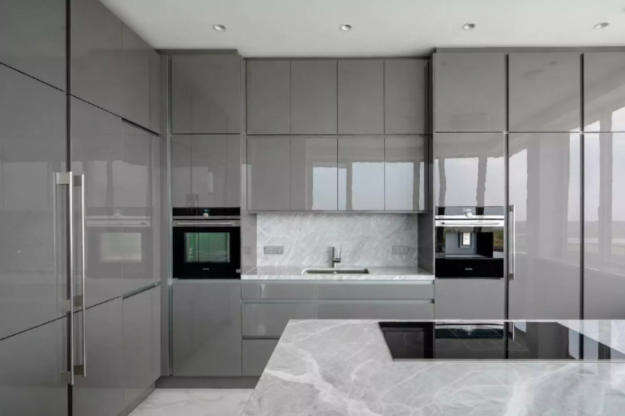 Derince High Gloss Mutfak Dolabı